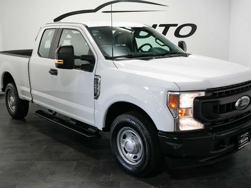 Used 2022 Ford F250 XL w/ Power Equipment Group RWD image 7