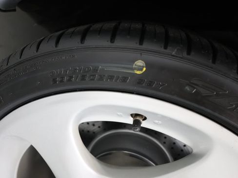 Used 2002 Porsche 911 Turbo AWD/4WD image 80