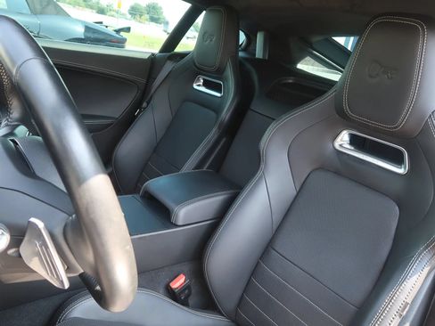 Used 2020 Jaguar F-TYPE R AWD/4WD image 17