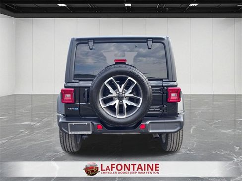 Used 2025 Jeep Wrangler Unlimited Sport S 4xe w/ Convenience Group image 4