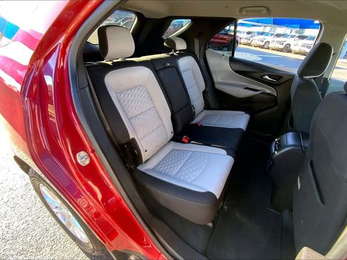 Used 2019 Chevrolet Equinox LT image 19