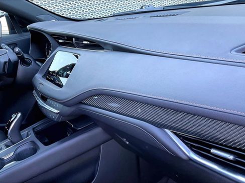 Used 2020 Cadillac XT4 Sport image 16