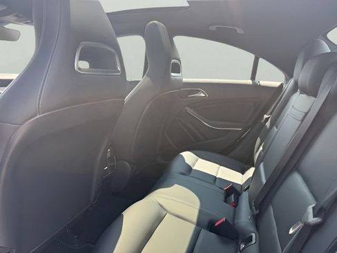 Used 2018 Mercedes-Benz CLA 250 4MATIC image 12