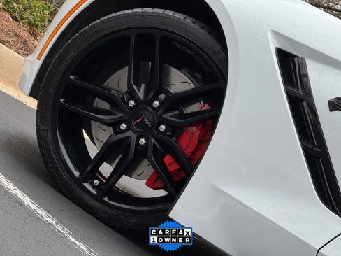 Used 2019 Chevrolet Corvette Stingray Coupe image 11