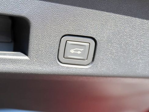 New 2026 GMC Acadia Elevation w/ Elevation Premium Package image 8