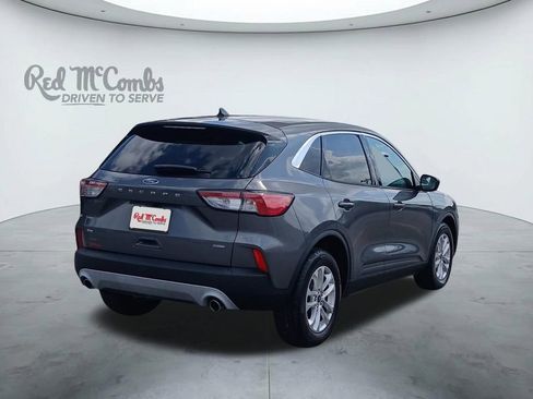 Used 2022 Ford Escape SE image 5