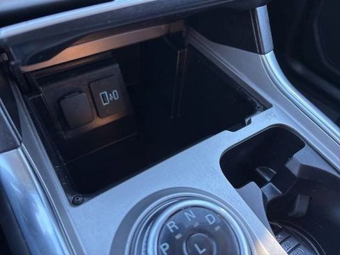 Used 2023 Ford Explorer XLT w/ Equipment Group 202A image 27