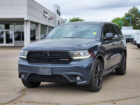 Used 2017 Dodge Durango R/T w/ Trailer Tow Group IV AWD/4WD image 4