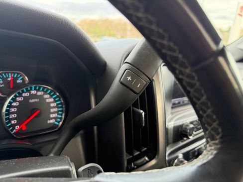 Used 2018 Chevrolet Silverado 1500 LT w/ Midnight Edition AWD/4WD image 20