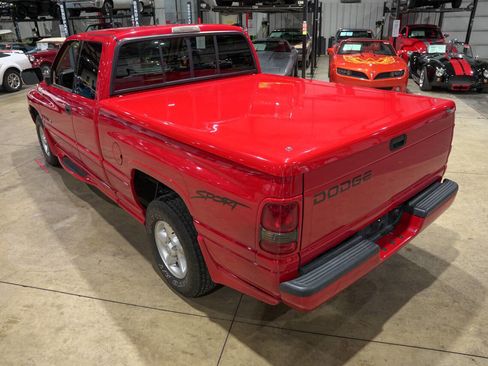 Used 1997 Dodge Ram 1500 Truck 2WD Club Cab image 15