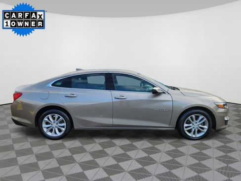 Used 2025 Chevrolet Malibu LT image 6