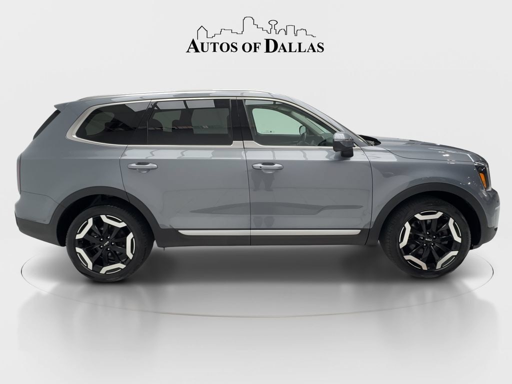 Used 2024 Kia Telluride EX w/ EX Captain's Chair Package AWD/4WD image 7