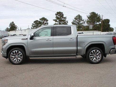 New 2026 GMC Sierra 1500 Denali image 5
