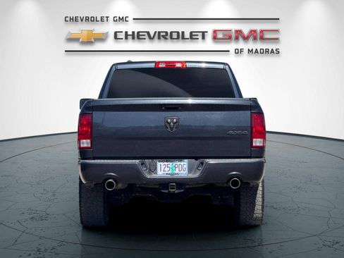 Used 2016 RAM 1500 Express AWD/4WD image 4