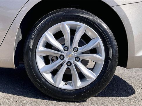 Used 2024 Chevrolet Malibu LT image 33