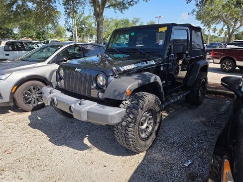 Used 2017 Jeep Wrangler Sport AWD/4WD image 3