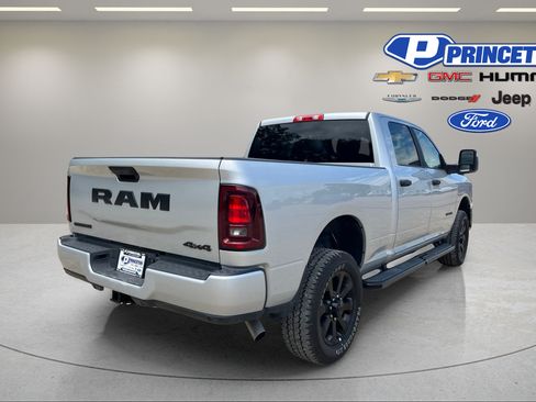 Used 2026 RAM 2500 Big Horn AWD/4WD image 7