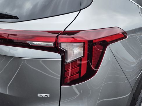 New 2026 Kia Seltos SX AWD/4WD image 9