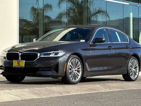 Used 2021 BMW 530i w/ Convenience Package image 7