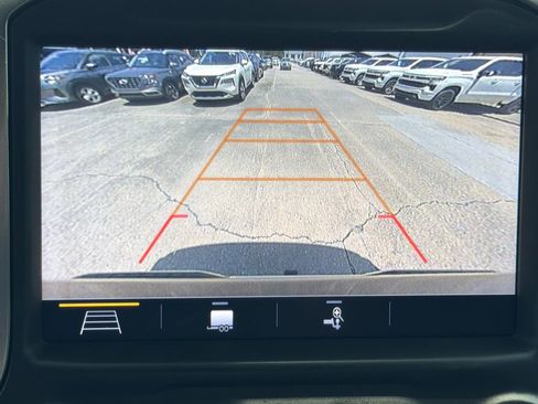 Certified 2019 Chevrolet Silverado 1500 LTZ w/ LTZ Texas Edition AWD/4WD image 33