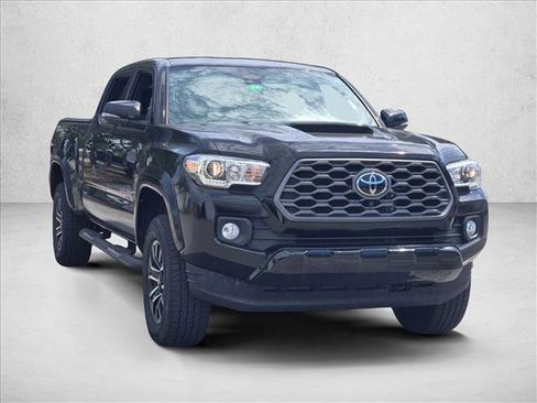 Used 2023 Toyota Tacoma TRD Sport w/ Advanced Technology Package RWD image 3