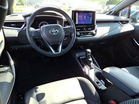 Used 2023 Toyota Corolla XSE FWD image 6