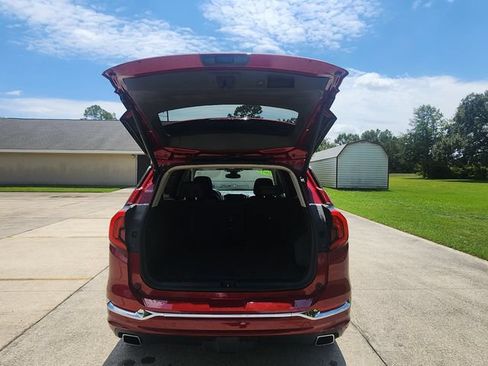 Used 2019 GMC Terrain Denali w/ Advanced Safety Package FWD image 21