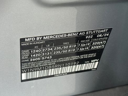 Certified 2024 Mercedes-Benz EQB 350 4MATIC SUV image 31