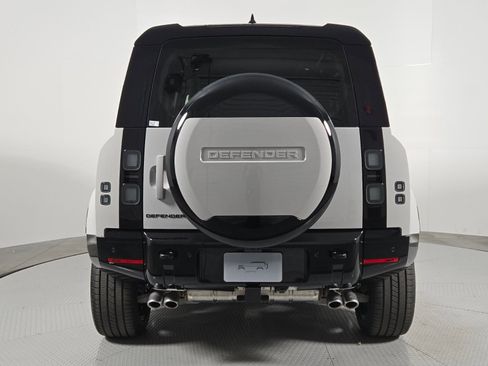 New 2026 Land Rover Defender 110 X-Dynamic SE AWD/4WD image 7