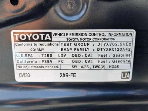 Used 2013 Toyota Camry XLE w/ Leather Pkg FWD image 24