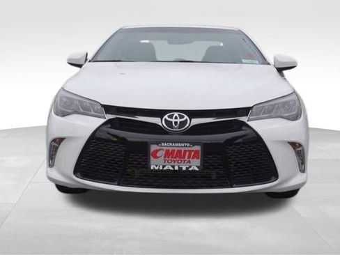 Used 2017 Toyota Camry XSE image 9