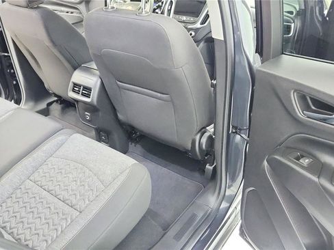 Used 2023 Chevrolet Equinox LT FWD image 22