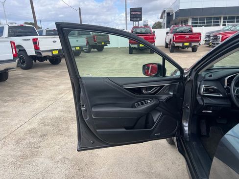 Used 2020 Subaru Outback Limited w/ Popular Package #2 image 18