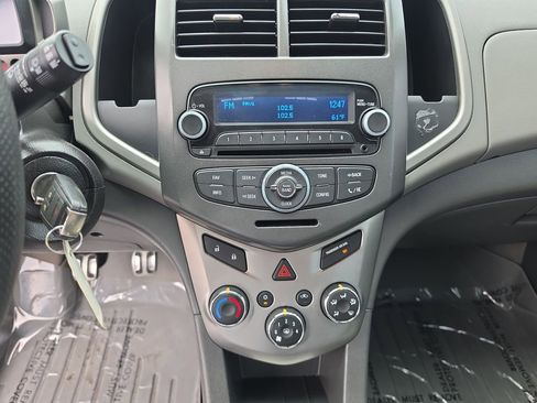 Used 2015 Chevrolet Sonic LT w/ Fun and Sun Package FWD image 14