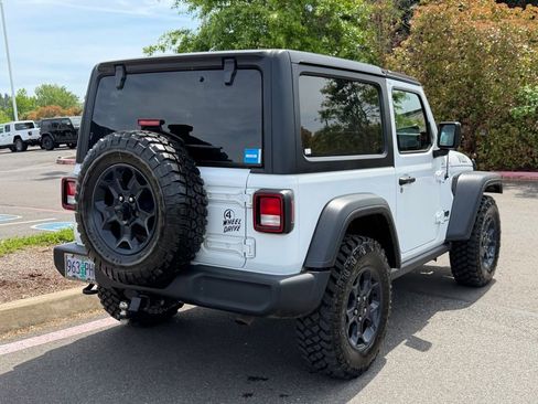 Used 2023 Jeep Wrangler Sport AWD/4WD image 7