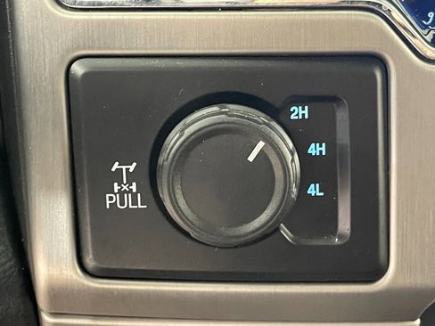 Used 2022 Ford F250 Platinum image 22