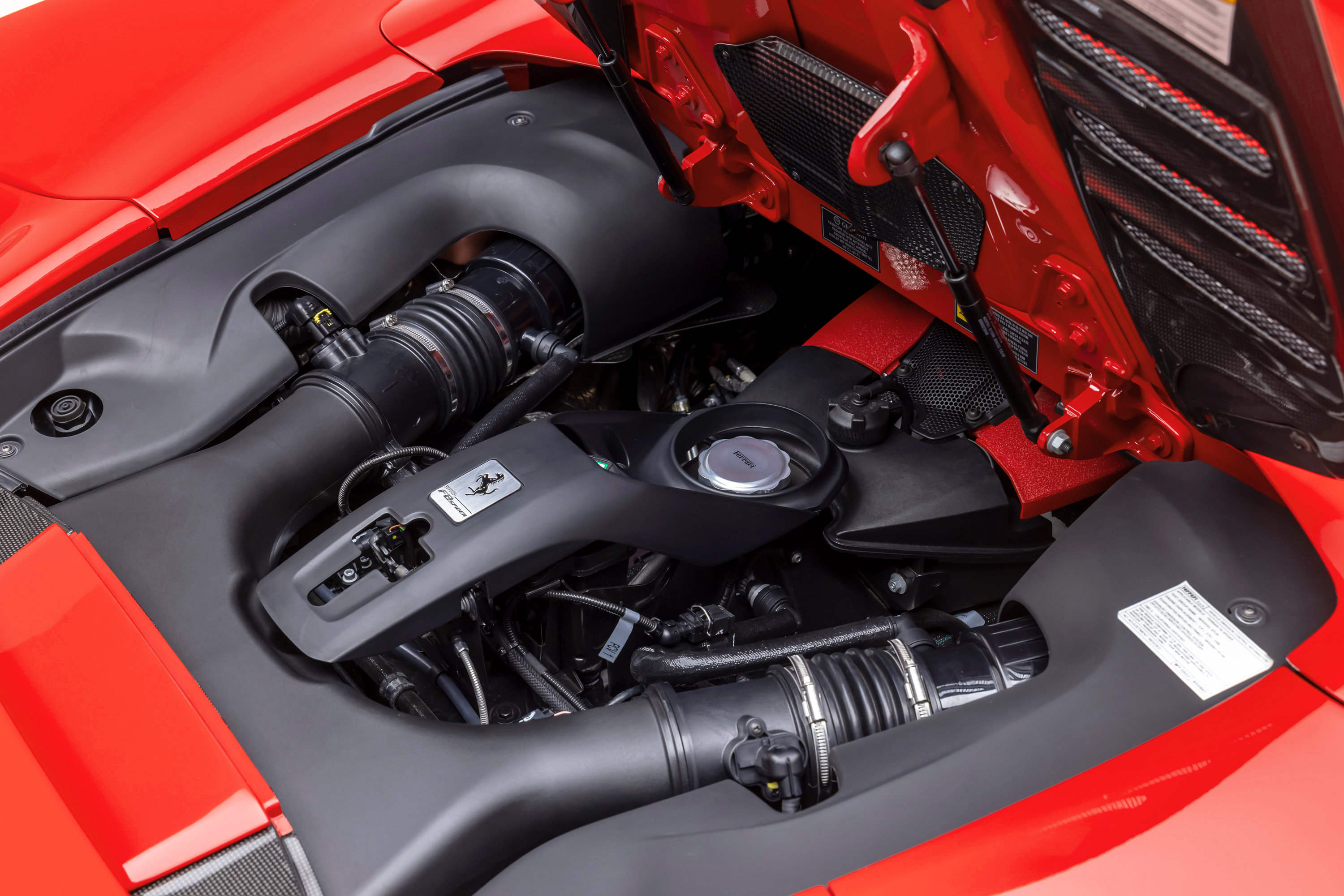 Certified 2022 Ferrari F8 Tributo RWD image 14
