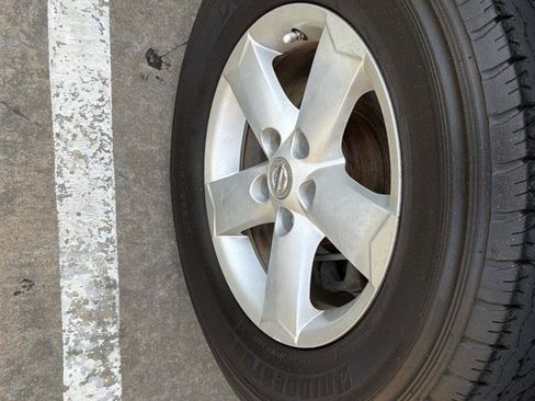 Used 2013 Nissan Rogue S w/ Special Edition Pkg FWD image 37