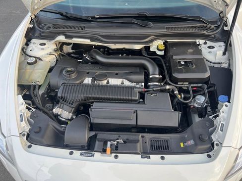 Used 2013 Volvo C70 T5 image 13