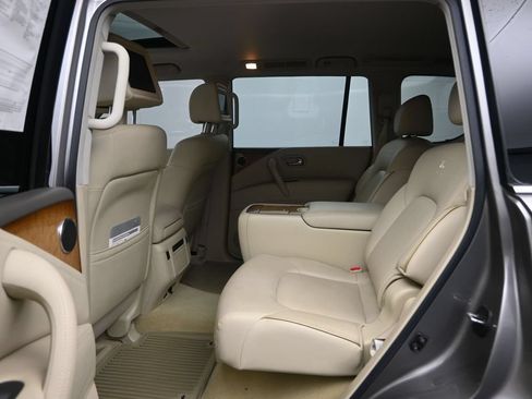 Used 2013 INFINITI QX56 4WD w/ Theater Pkg image 21