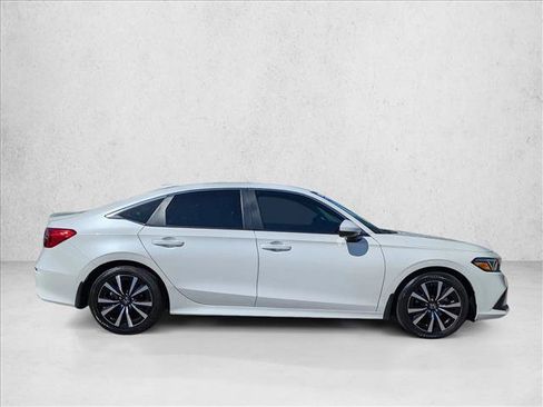 Used 2024 Honda Civic EX image 4