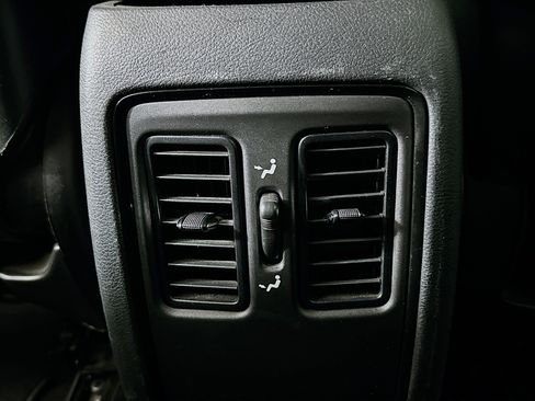 Used 2024 Dodge Durango SXT image 27