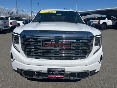 Used 2024 GMC Sierra 1500 Denali w/ Denali Reserve Package image 2