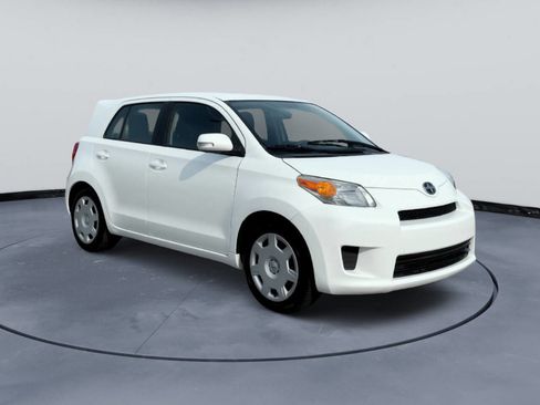 Used 2012 Scion xD image 4