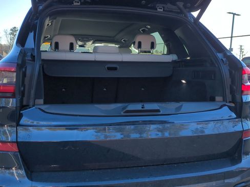 Certified 2023 BMW X5 xDrive40i w/ M Sport Package image 32