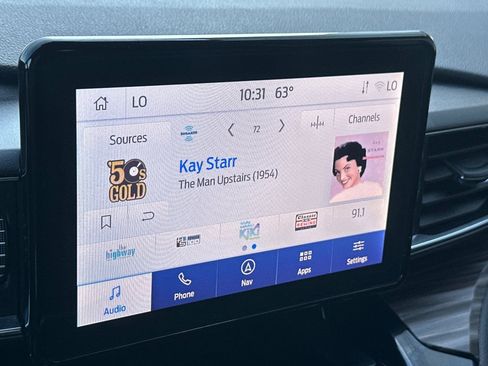 Used 2024 Ford Explorer Limited image 19