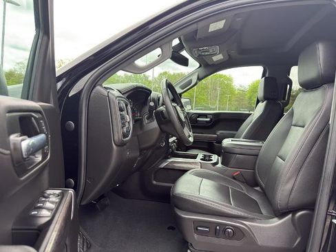 Used 2022 Chevrolet Silverado 1500 LTZ AWD/4WD image 12