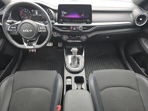 Used 2024 Kia Forte GT-Line w/ GT-Line Premium Package image 9