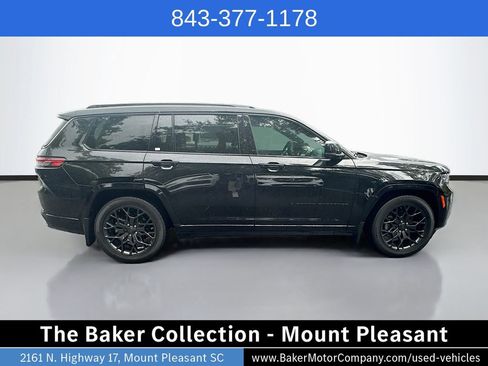 Used 2025 Jeep Grand Cherokee L Summit w/ Advanced Protech Group IV AWD/4WD image 4