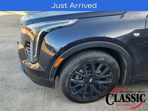 Used 2022 Cadillac XT4 Sport image 13